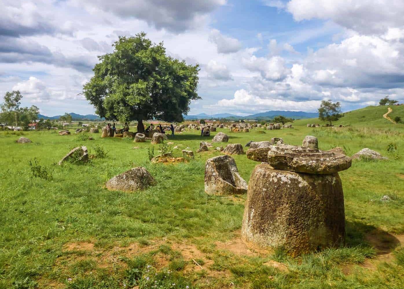 laos-plain-of-jars