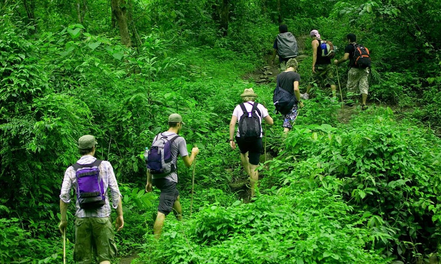 Hmong village-Hiking-Kuangsi-waterfall