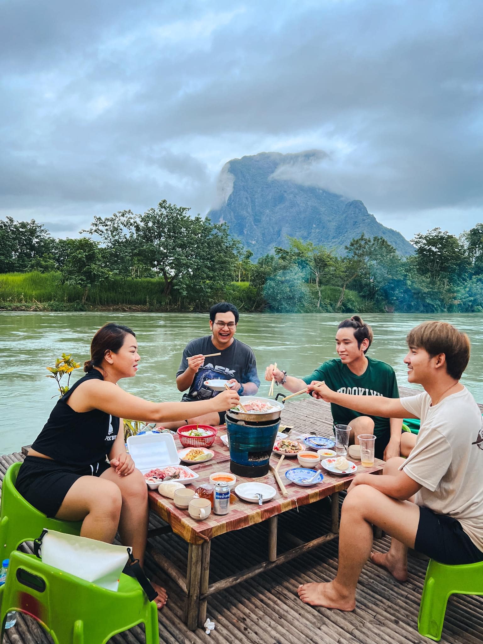 Laos Tour Guide