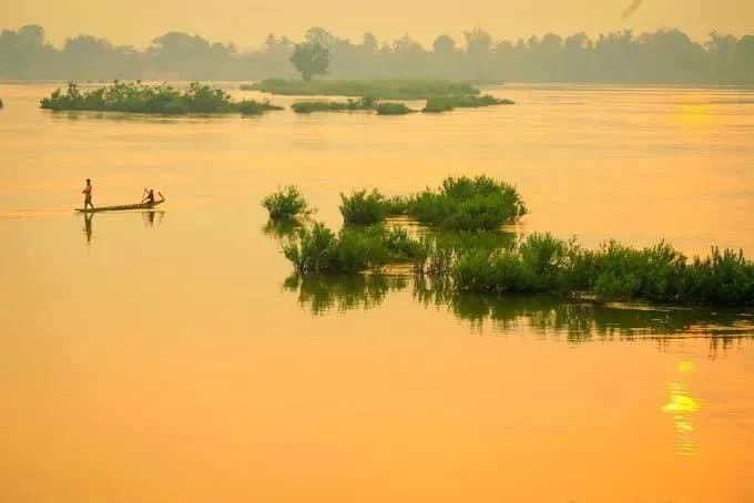 Trekking in Laos